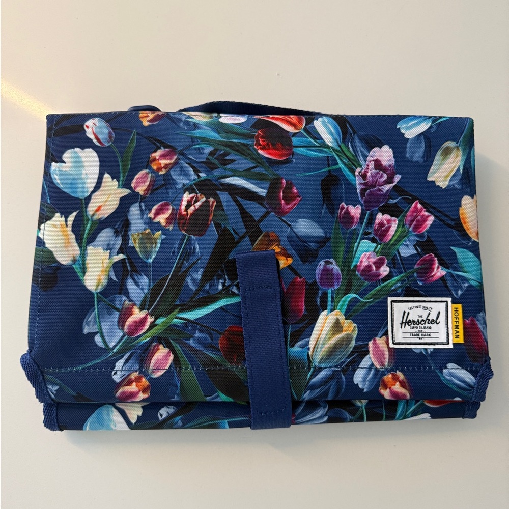 Herschel Floral Print Foldable diaper changing pad